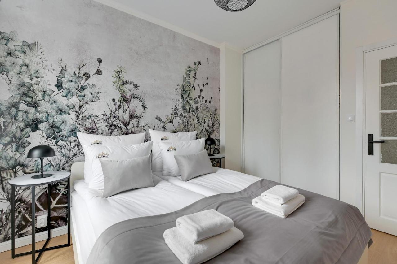 Old Town Ogarna IV Glamour By Downtown Apartments غدانسك المظهر الخارجي الصورة